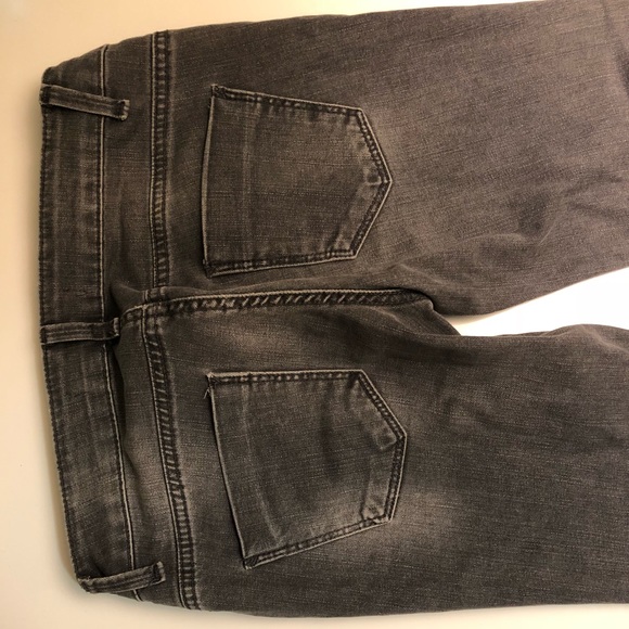 Grey denim street-style tight jeans - Picture 5 of 8